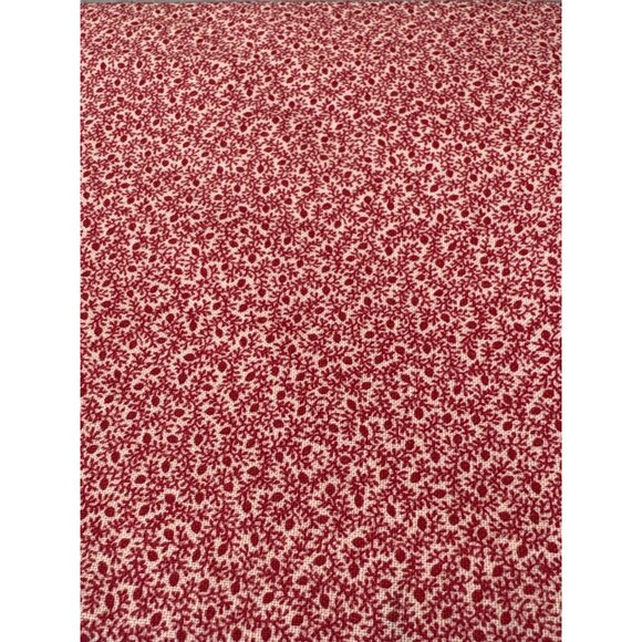 Red Floral Cotton Fat Quarter 18x22" Quilting Fabric Crafts Sewing DIY Projects - Picture 1 of 4